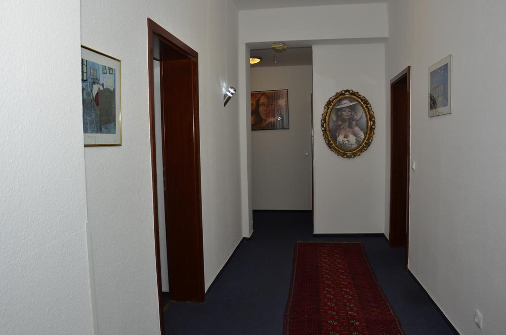 Itm Hotel Oase Hamburg Ngoại thất bức ảnh