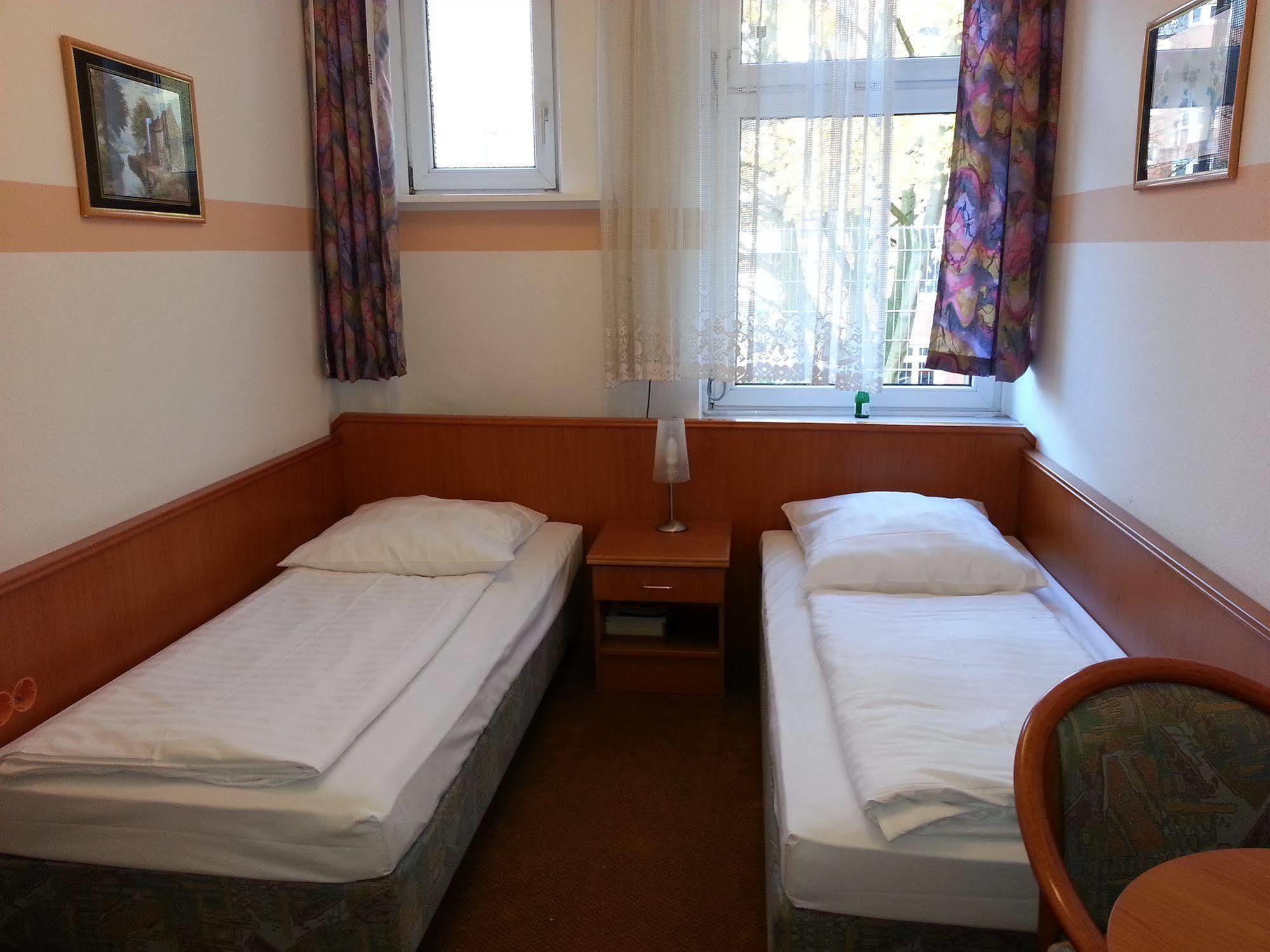 Itm Hotel Oase Hamburg Ngoại thất bức ảnh